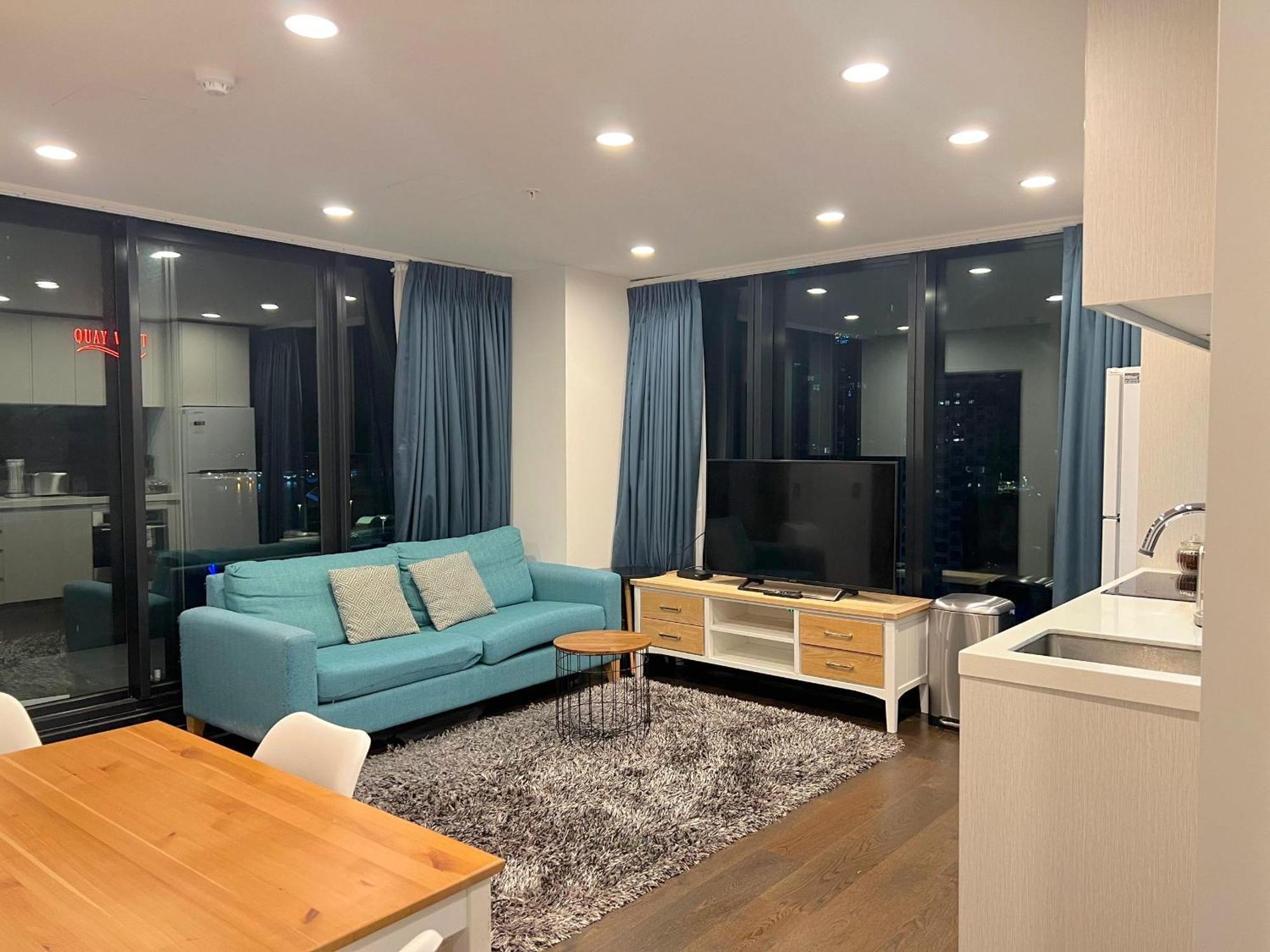 Magnificent Harbour View Skytower View Apartment In Cbd Окленд Экстерьер фото