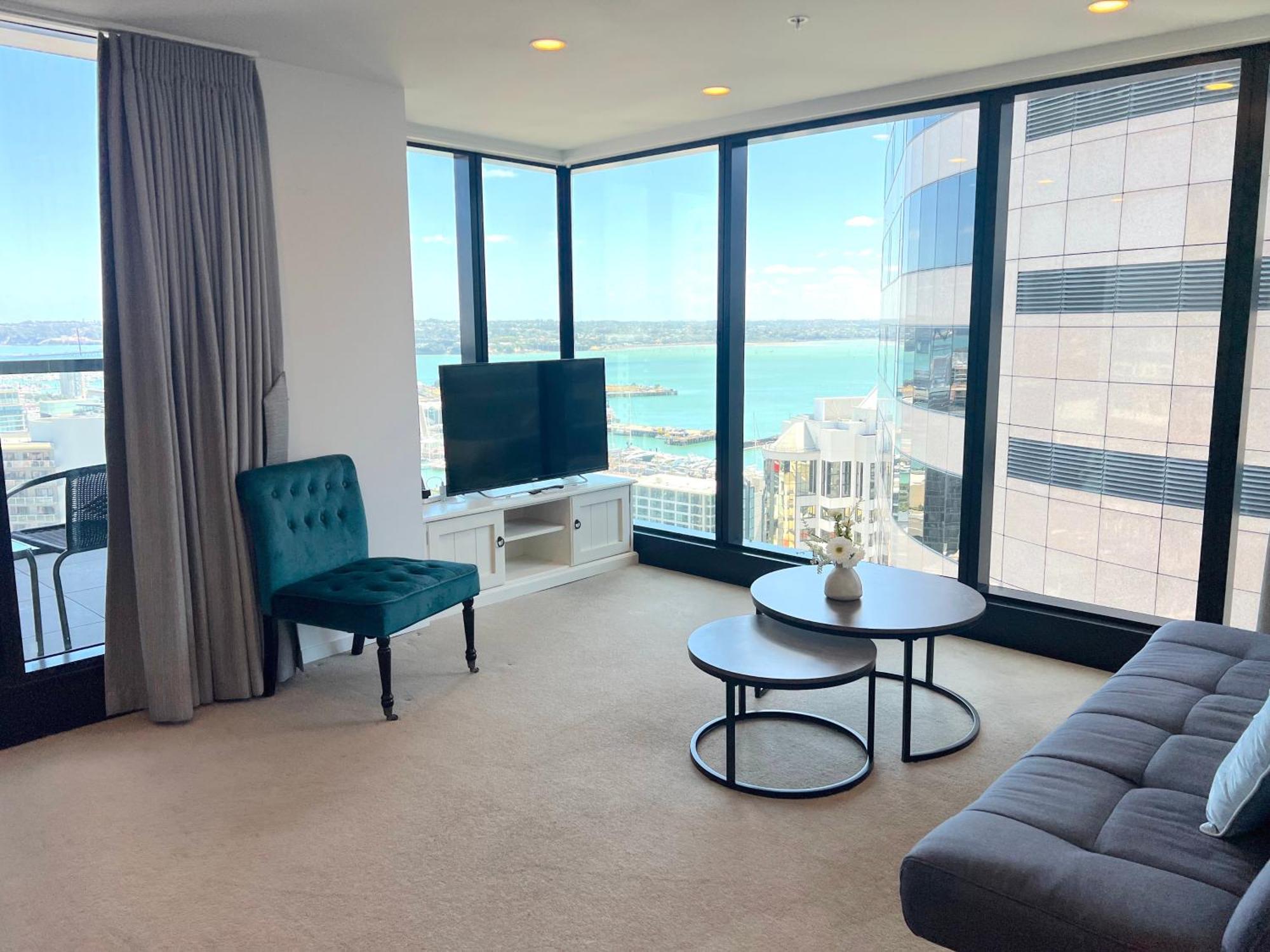 Magnificent Harbour View Skytower View Apartment In Cbd Окленд Экстерьер фото